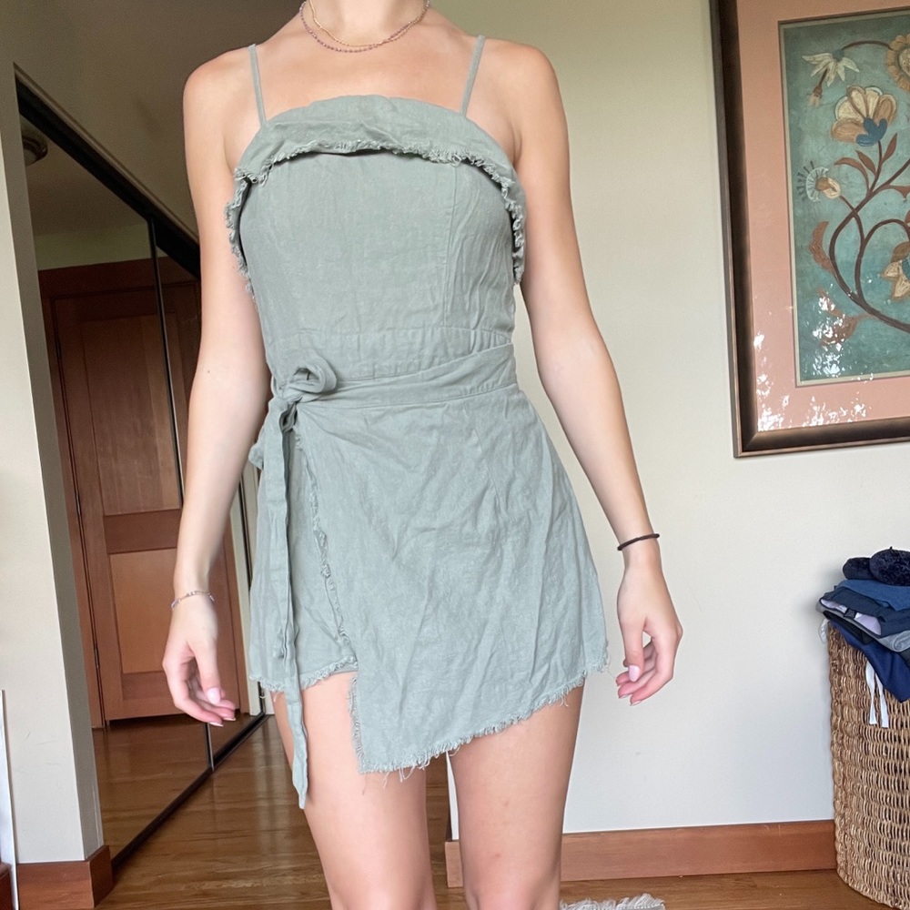 Princess Polly Romper